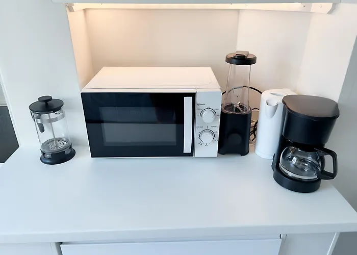 Lägenhet Your Base - Chic & Well-located - 24h Keybox Entry *